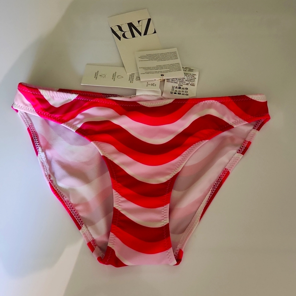 NWT ZARA Pink and White Bikini Bottons sz 9/10